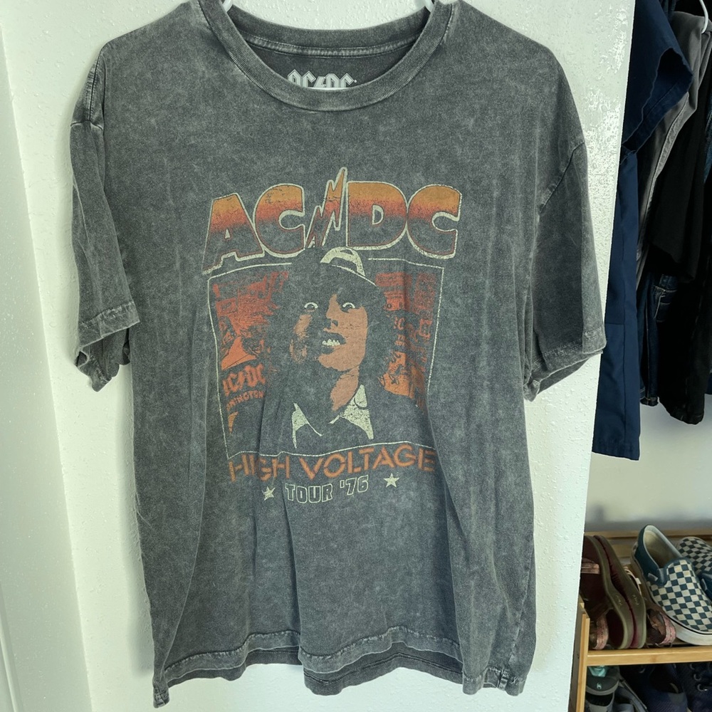 VINTAGE ACDC BAND TSHIRT